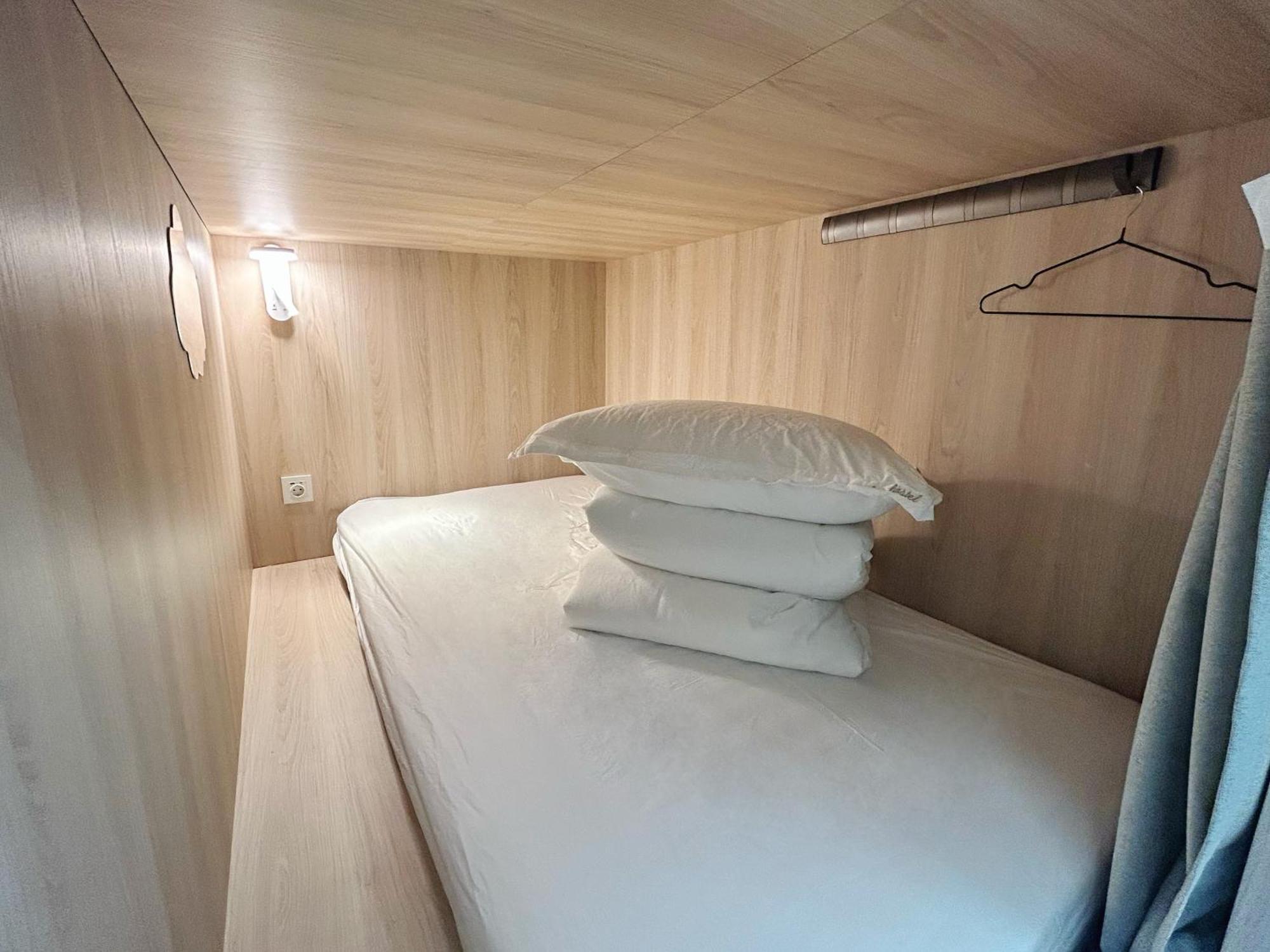 Unplan Hostel مدريد المظهر الخارجي الصورة