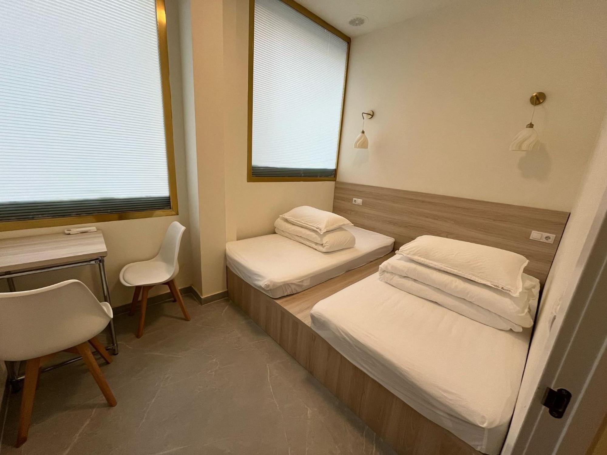 Unplan Hostel مدريد المظهر الخارجي الصورة